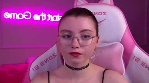 Keira online show from 23, 2, 2025