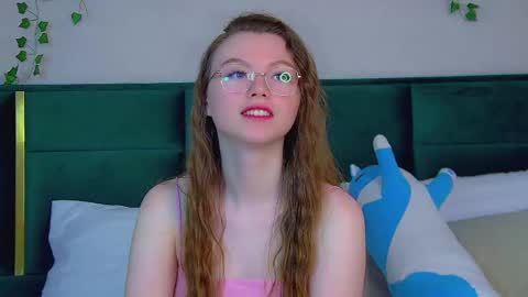 Keira online show from 9, 3, 2025