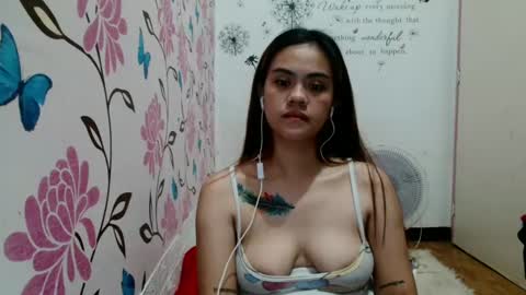 Snapshot of keizel chatting on 15, 12, 2024 pepper online show from 15, 12, 2024