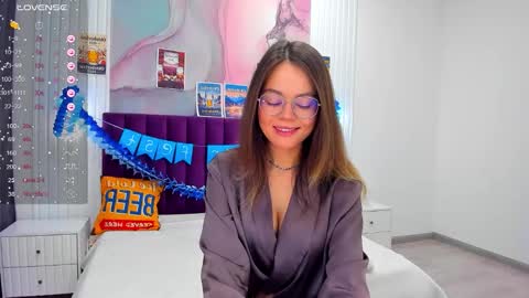 Kelly online show from 3, 10, 2025