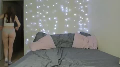 kelly_gerzikaaa online show from 20, 12, 2025