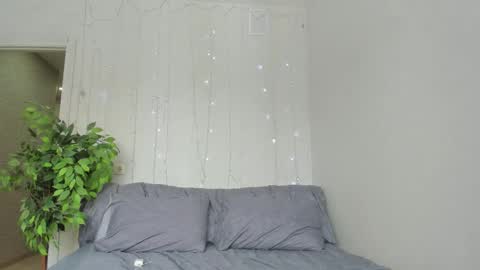 kelly_gerzikaaa online show from 22, 3, 2026