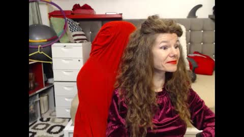 kelly online show from 1, 3, 2025