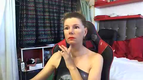 kelly online show from 18, 9, 2025