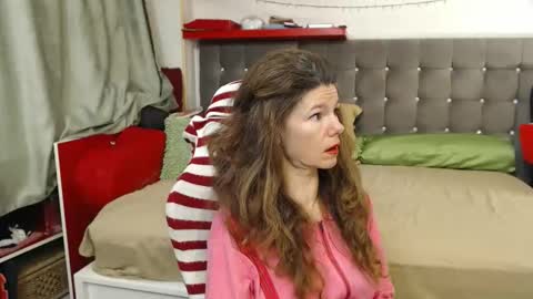 kelly online show from 2, 12, 2025