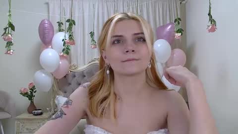 Kelly Stoneys online show from 14, 2, 2025