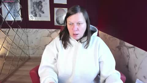 Kelly online show from 4, 2, 2026