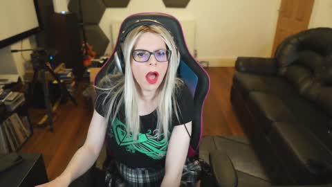 kelseycobalt online show from 6, 2, 2025