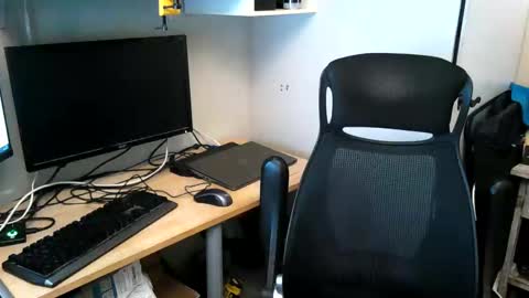 Snapshot of kelvin06133 chatting on 7, 1, 2025 kelvin06133 online show from 7, 1, 2025