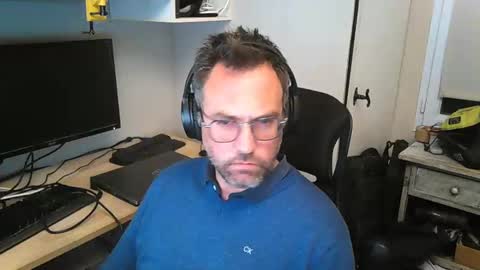 Snapshot of kelvin06133 chatting on 8, 3, 2025 kelvin06133 online show from 8, 3, 2025