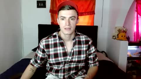 ken_bigcock77 online show from 24, 9, 2025