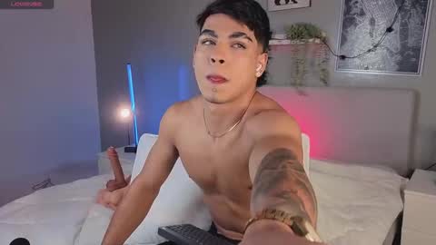   online show from 23, 10, 2025