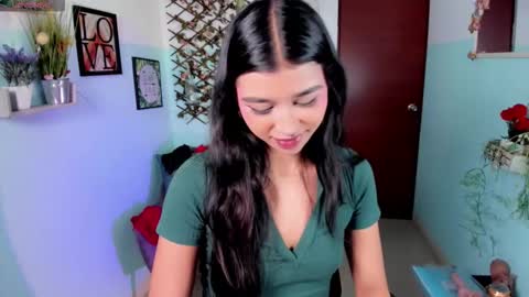 Carolina  online show from 27, 9, 2025