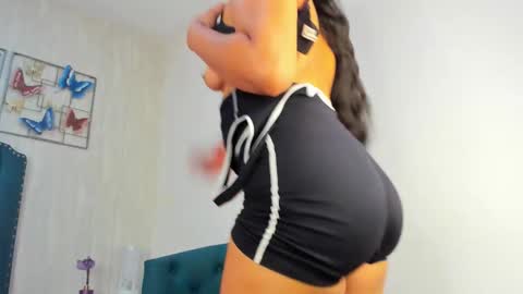 kendall queen   online show from 21, 2, 2026