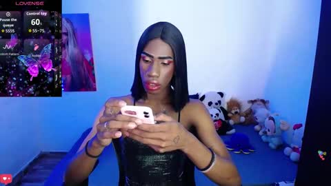 Snapshot of kendallgil_ chatting on 2, 10, 2025 kendallgil_ online show from 2, 10, 2025