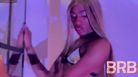 Snapshot of kendallgil_ chatting on 27, 10, 2025 kendallgil_ online show from 27, 10, 2025