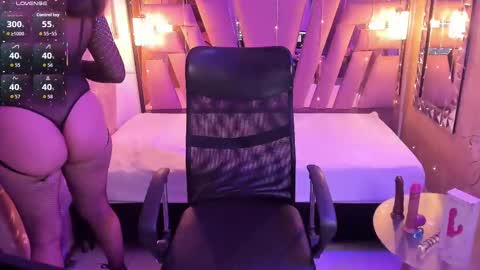 Kendall online show from 5, 10, 2025