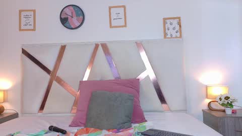   online show from 13, 2, 2025