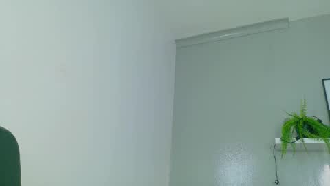   online show from 13, 10, 2025