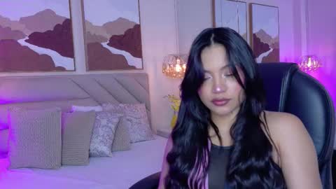 Kendal online show from 8, 11, 2025