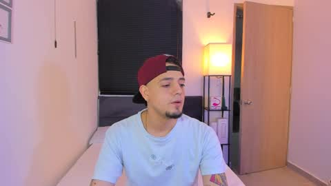 kendel_dimitri online show from 5, 4, 2026