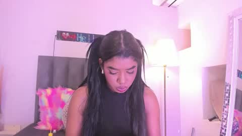 kendrachavez_ online show from 11, 2, 2026