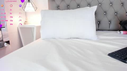 Kendral  online show from 7, 2, 2025