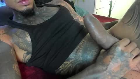 Snapshot of kendrik_brown chatting on 22, 10, 2025 kendrick brown online show from 22, 10, 2025