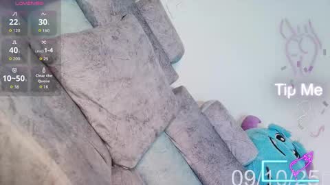 Snapshot of kenia_fox1 chatting on 10, 10, 2025 kenia_fox1 online show from 10, 10, 2025