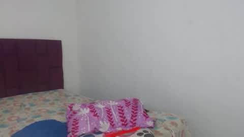 kenia_nihiara online show from 7, 6, 2026