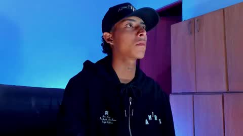 Snapshot of kenny_jones chatting on 9, 10, 2025 Kenny online show from 9, 10, 2025