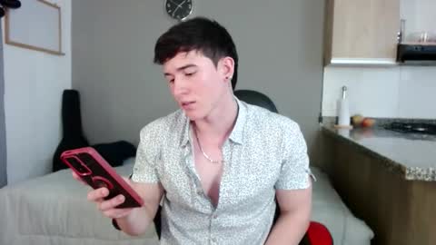 Santiago online show from 11, 10, 2025