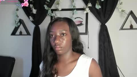 Snapshot of kentha_mitchellss chatting on 11, 2, 2026 KENTHA online show from 11, 2, 2026