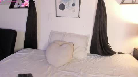 Snapshot of kentha_mitchellss chatting on 21, 2, 2026 KENTHA online show from 21, 2, 2026