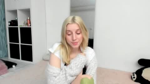 Kenzie online show from 27, 3, 2026