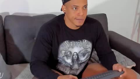 Snapshot of kevin_lance chatting on 19, 2, 2026 Kevin Lance online show from 19, 2, 2026