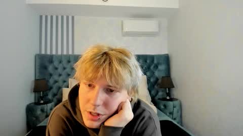 Kevin online show from 22, 10, 2025