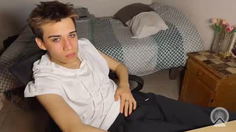 Snapshot of kevinonly43 chatting on 29, 7, 2026 kevonly online show from 29, 7, 2026
