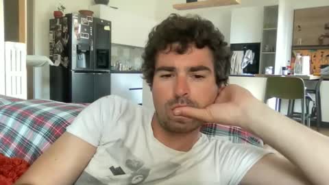 kevinpillobello online show from 18, 4, 2026