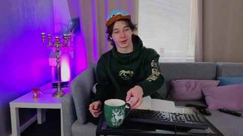 Snapshot of kevinstrike chatting on 21, 4, 2026 kevinstrike online show from 21, 4, 2026