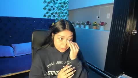 keyla_cutte online show from 2, 12, 2025