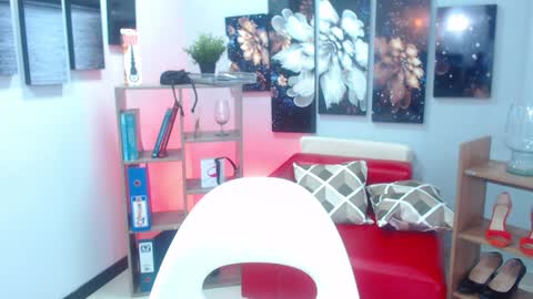 Snapshot of keylathomson chatting on 8, 1, 2025 Keyla online show from 8, 1, 2025