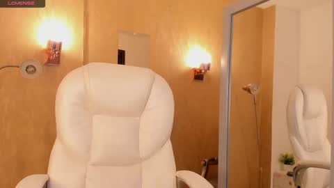 Khloe online show from 13, 2, 2025