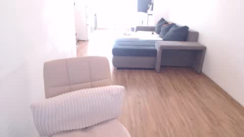 Khloe online show from 20, 9, 2025