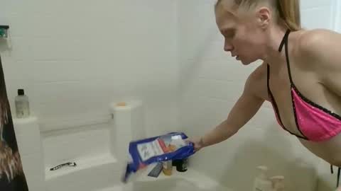 khloemariexoxo  online show from 25, 5, 2026