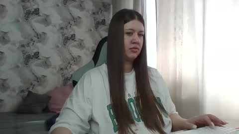 kianna_dior_ online show from 19, 3, 2026