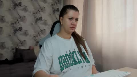 kianna_dior_ online show from 10, 4, 2026