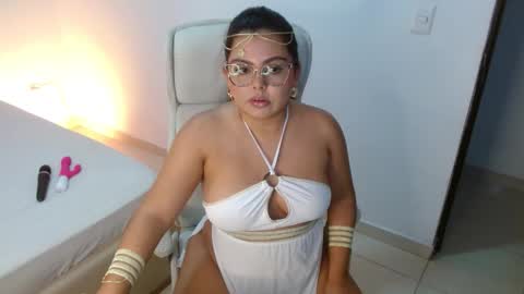 Kiara Evans online show from 26, 2, 2026