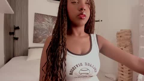 Snapshot of kiara_curls chatting on 23, 7, 2026 Kiara online show from 23, 7, 2026
