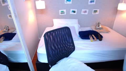 Kiara online show from 26, 2, 2025